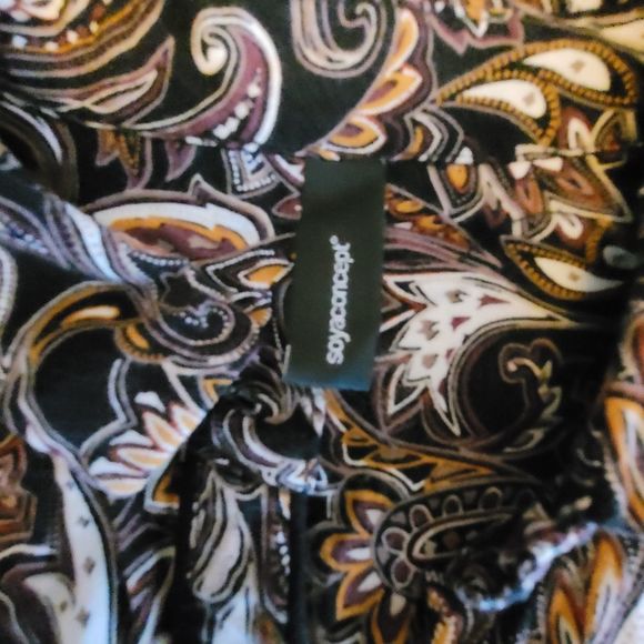 Xs boho soya concept button down blouse - Picture 4 of 4